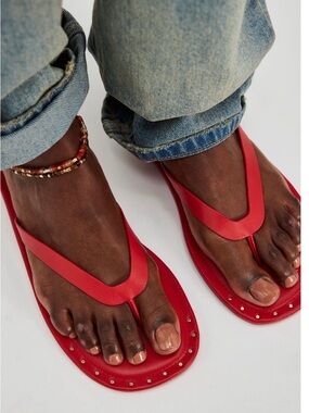 Free people women’s salsa sona thong flip flop size 9
